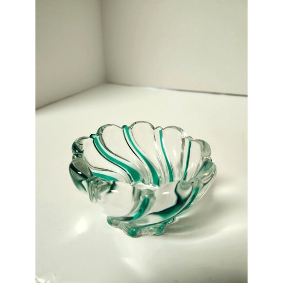 MIKASA PEPPERMINT  CRYSTAL SWIRL VOTIVE HOLDER - Picture 2 of 4